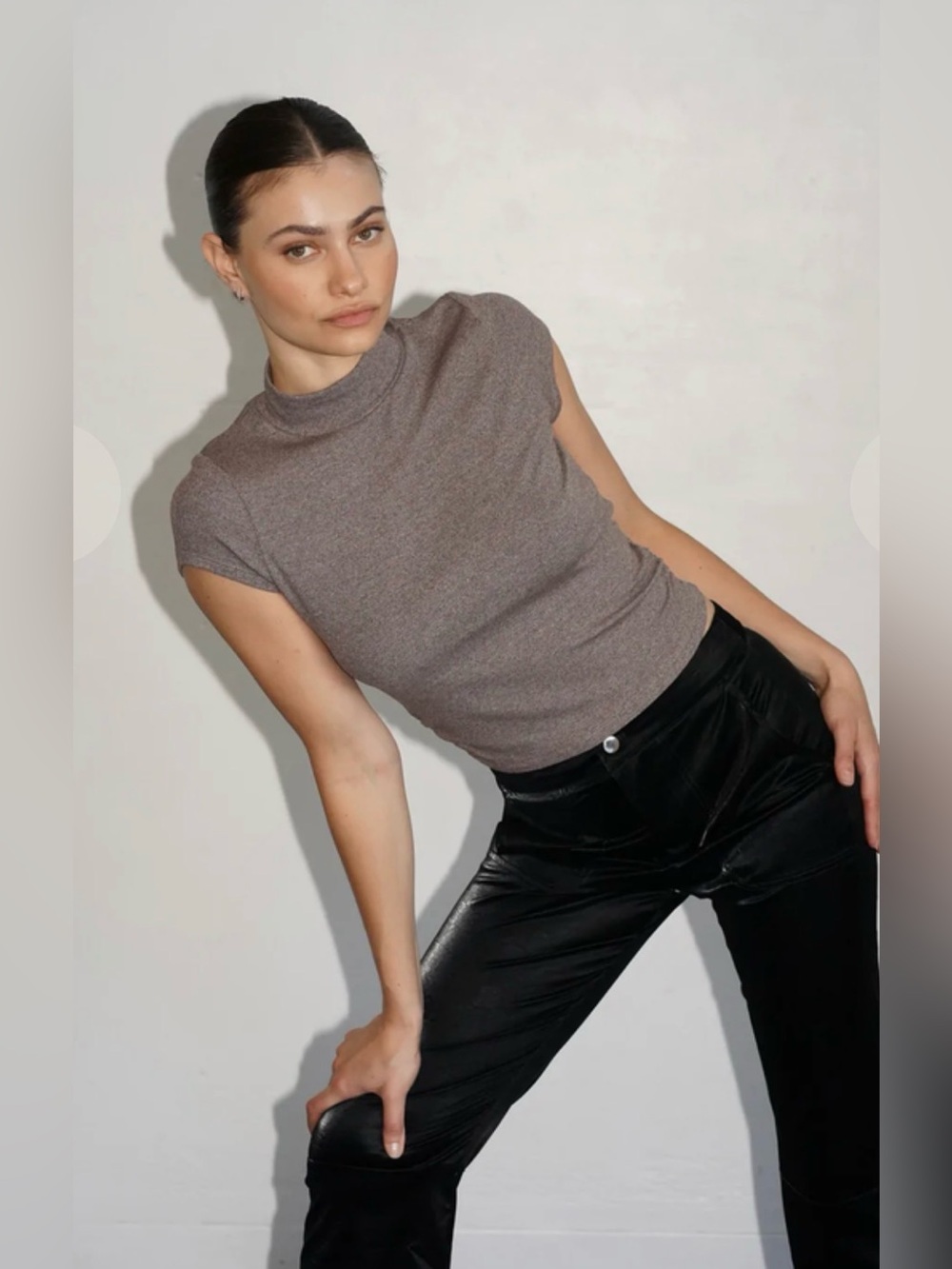 LNA mock neck ribbed tee